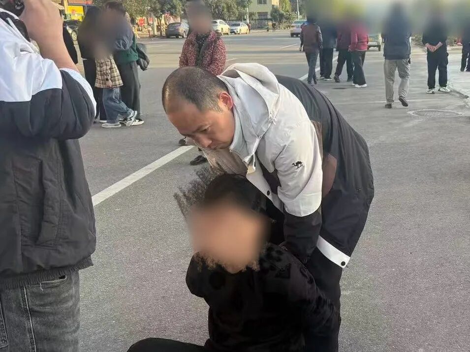 湘西公安拦截涉诈资金12万，抓获车手1名！