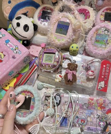 高颜值有线耳机成时尚配饰