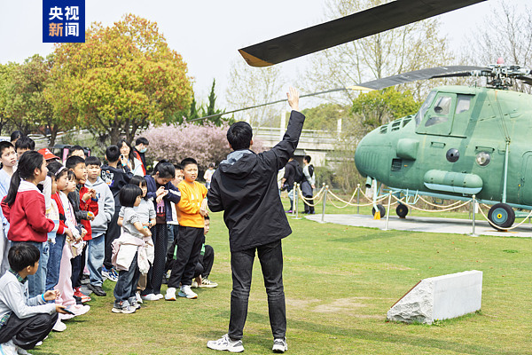 新闻1+1丨多地中小学开启春假模式，如何才能放得好？