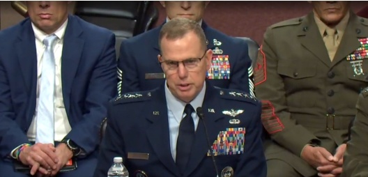 “数十年来首次”！美媒：美方计划扩大在格陵兰岛军事存在