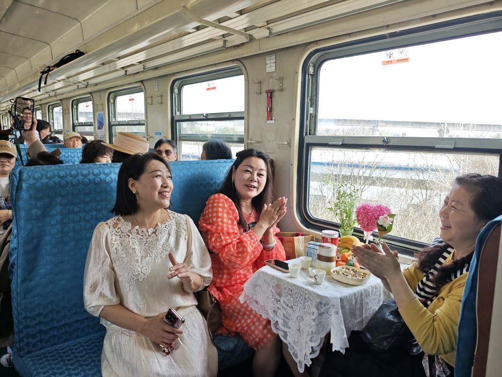 春日经济新图景｜坐趟开往春天的“时光机”