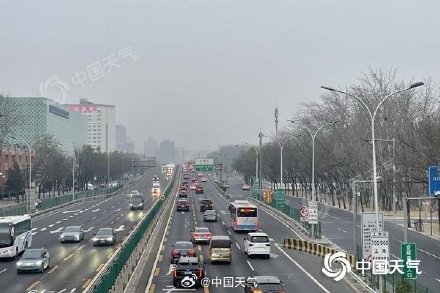 今天北京大风沙尘降雨齐来袭 阵风可达8至9级