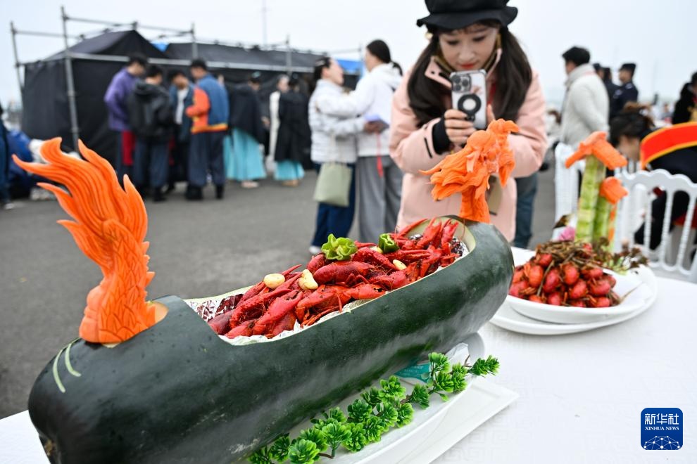 江苏：盱眙小龙虾开捕