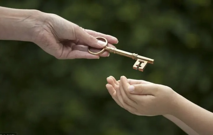 独身女子去世留下600万元遗产，该如何处置？法院判了