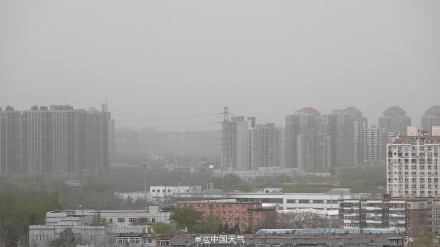 天空昏黄！北京沙尘来了局地已现11级阵风