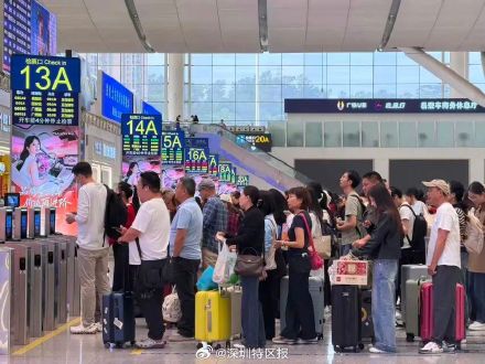 深夜也有高铁坐！深圳铁路加开217趟列车！