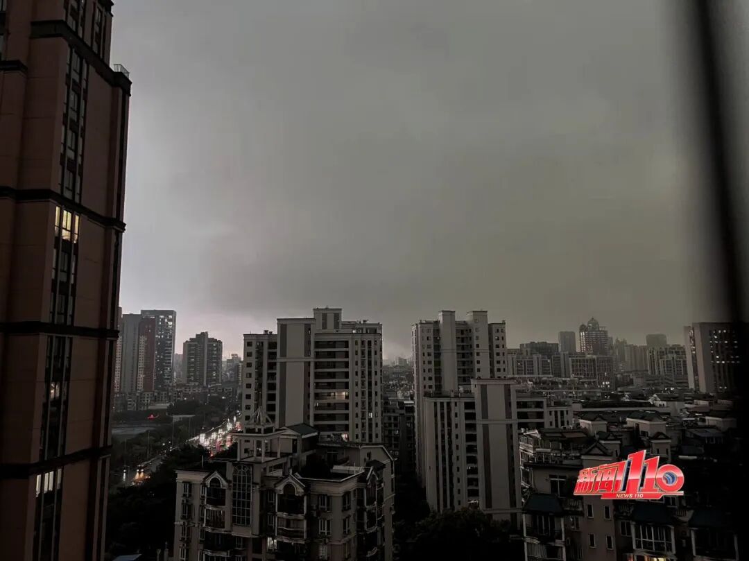 一秒天黑！狂风暴雨！福州人惊呆了，但这还没完……
