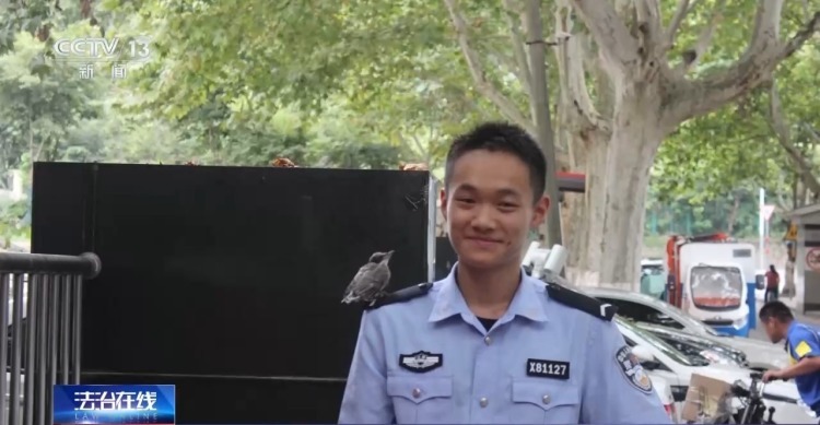 “抓着我的手” 24岁民警留下最后一句话