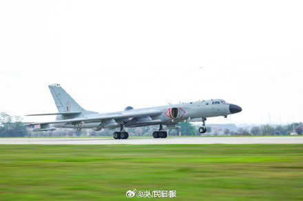 硬核！空军轰炸机压迫感溢出屏幕