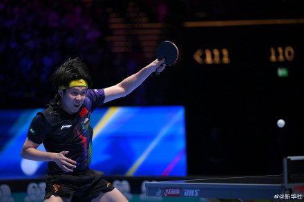 王楚钦4比2胜F勒布伦