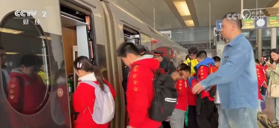 “春假+清明”出行热度走高 多部门协力保障出行持续激发消费活力