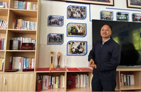 他独闯“禁区”40年,终于有了接班人 他独闯“禁区”40年,终于有了接班人