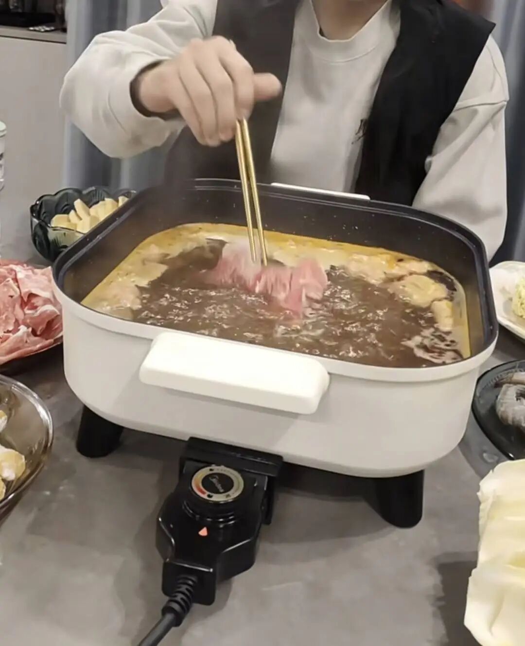 “雷霆早餐妈妈”丽萍宣布直播带货,网友呼唤“别变味”,当事人回应 “雷霆早餐妈妈”丽萍宣布直播带货,网友呼唤“别变味”,当事人回应