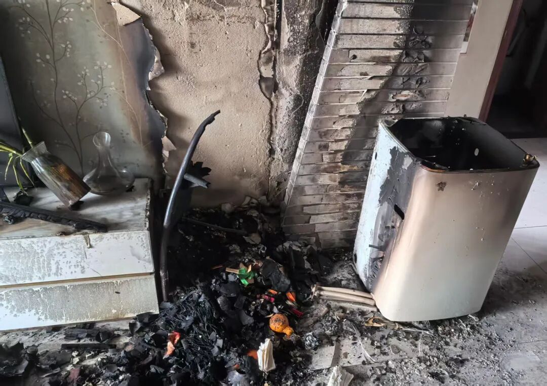 居民一个操作,多年闲置洗衣机“发火”了 居民一个操作,多年闲置洗衣机“发火”了