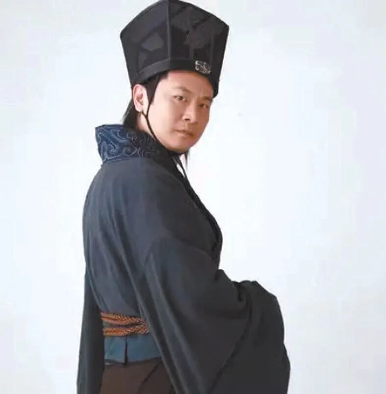 从田蚡到赵高,60岁“老戏骨”张世:表演其实到最后就是生活而已 从田蚡到赵高,60岁“老戏骨”张世:表演其实到最后就是生活而已