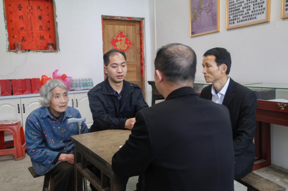 她76岁了,还在等一个答案…… 她76岁了,还在等一个答案……