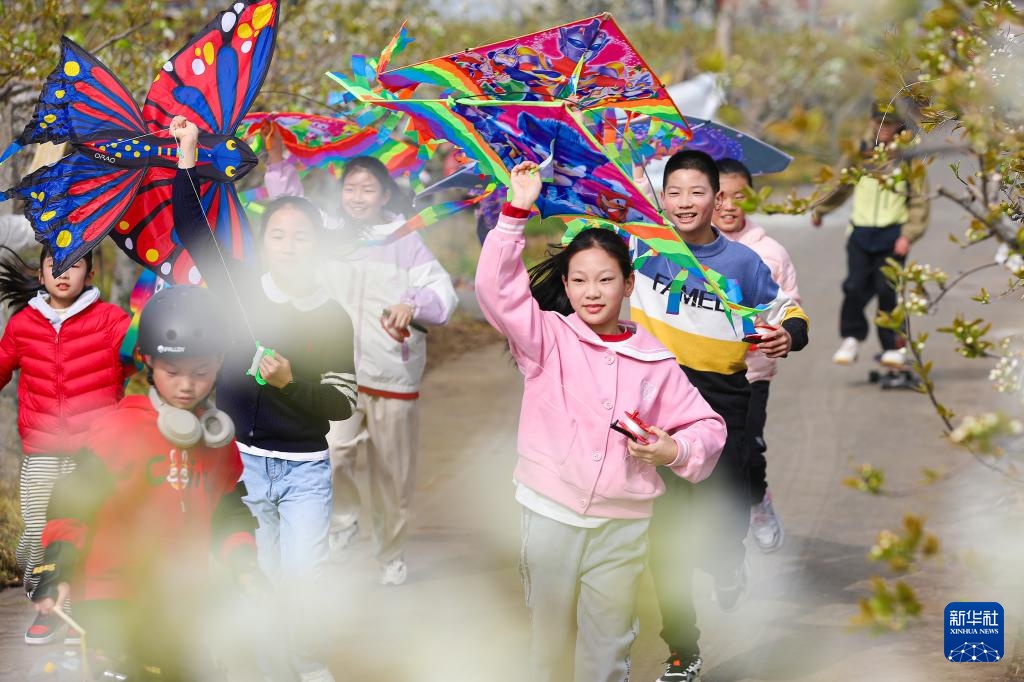 春假牵手小长假——看他们的别样假期 春假牵手小长假——看他们的别样假期