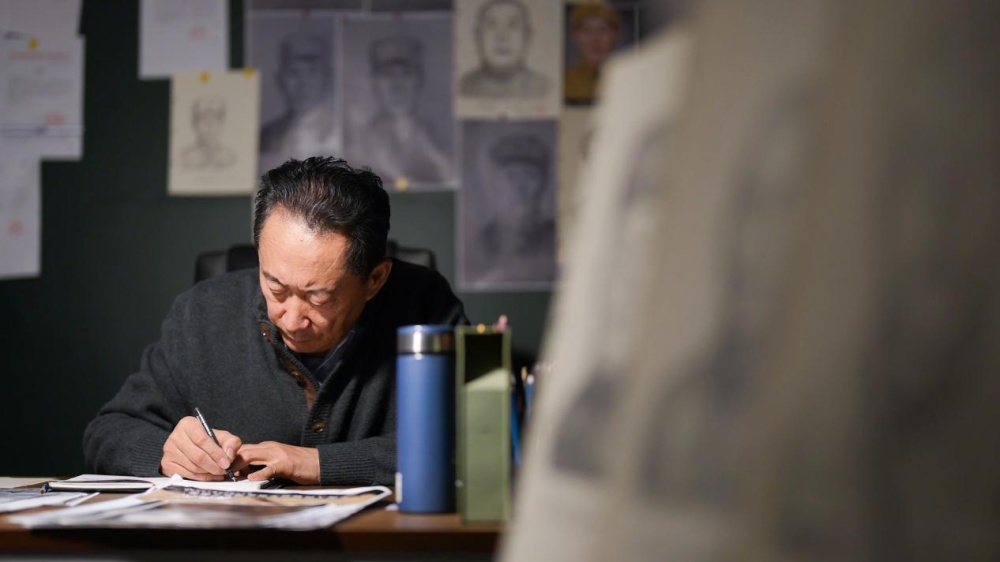 70多年后，他终于有了画像……