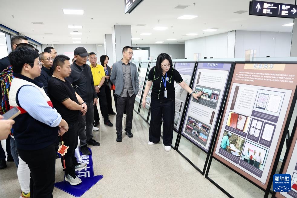 福建泉金客运码头迎来清明节两岸人员往来高峰