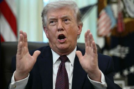 美媒：特朗普对两部长不满 正考虑进一步调整内阁