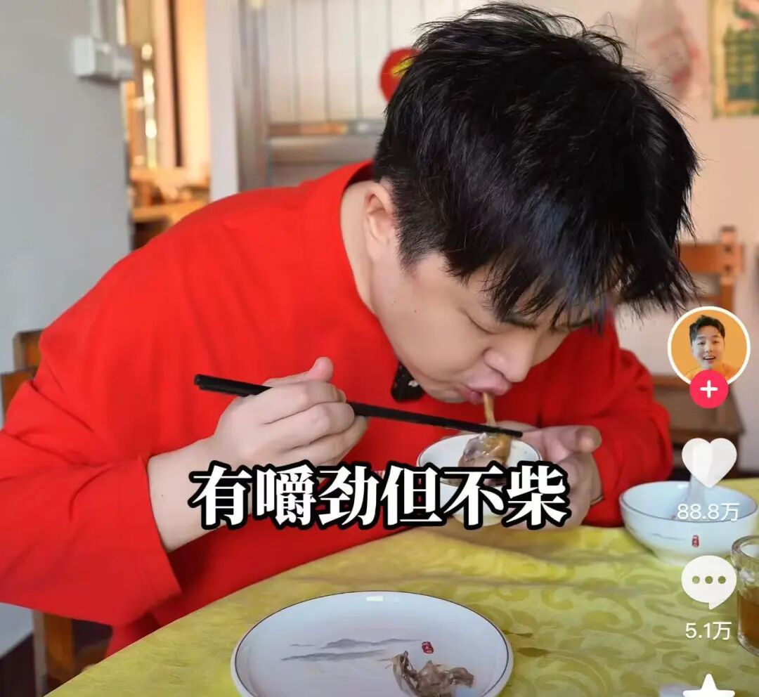 “全网最不想火”的饭店火了！老板开小号自黑：踩雷，好难吃，都别来…