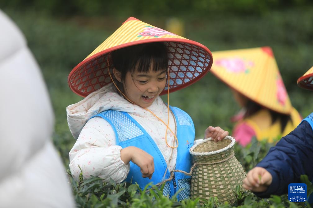 春假牵手小长假——看他们的别样假期 春假牵手小长假——看他们的别样假期