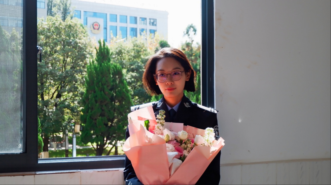 “愿这些空白墓碑,不再刻上碑文” “愿这些空白墓碑,不再刻上碑文”