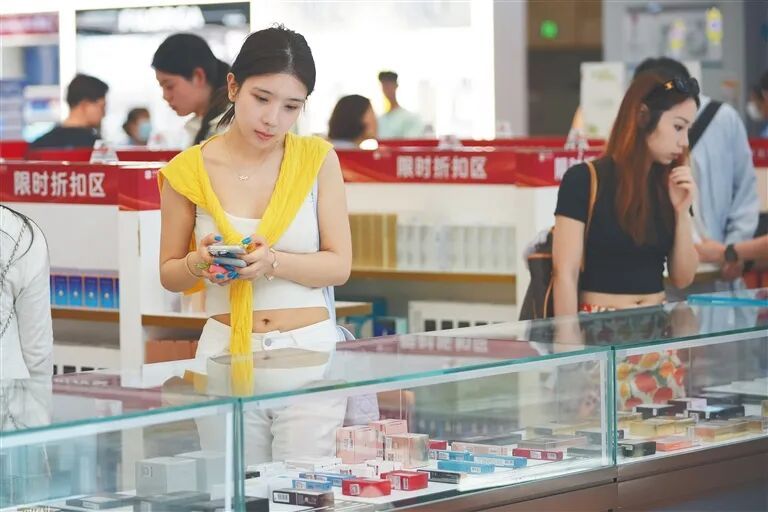 90天142亿元!海南离岛免税何以拿下“开门红”? 90天142亿元!海南离岛免税何以拿下“开门红”?