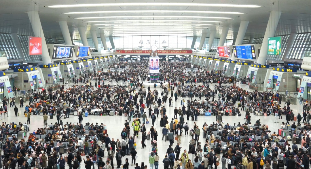 长三角铁路今日预计发送旅客335万人次,昨日创单日客发量历史新高 长三角铁路今日预计发送旅客335万人次,昨日创单日客发量历史新高