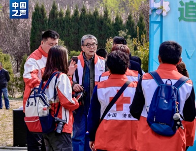 父母捐献遗体和角膜后,他做出同样的选择 父母捐献遗体和角膜后,他做出同样的选择