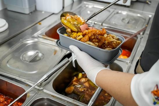 当日未售完饭菜,1元卖掉了!网友:就该你发财 当日未售完饭菜,1元卖掉了!网友:就该你发财