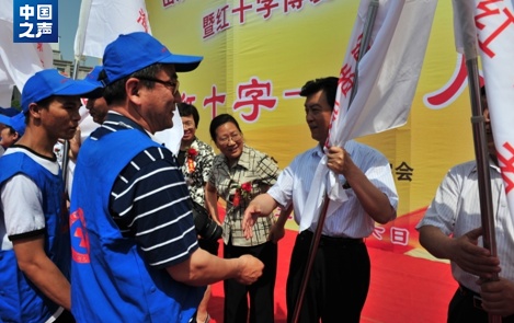 父母捐献遗体和角膜后,他做出同样的选择 父母捐献遗体和角膜后,他做出同样的选择