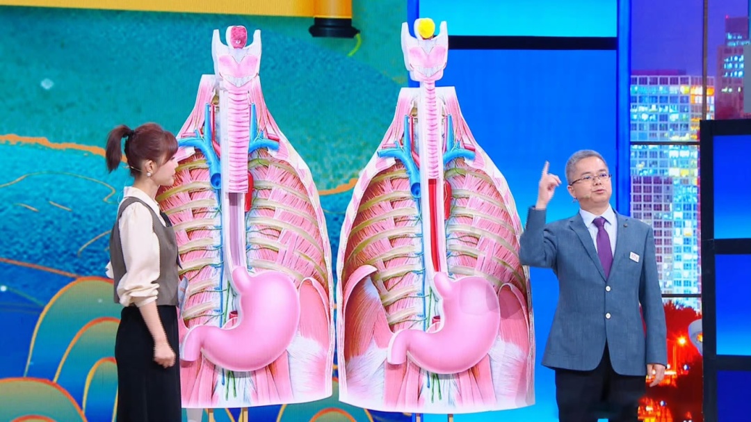 已经有人中招致病!花洒出现3种信号,马上清洗—— 已经有人中招致病!花洒出现3种信号,马上清洗——