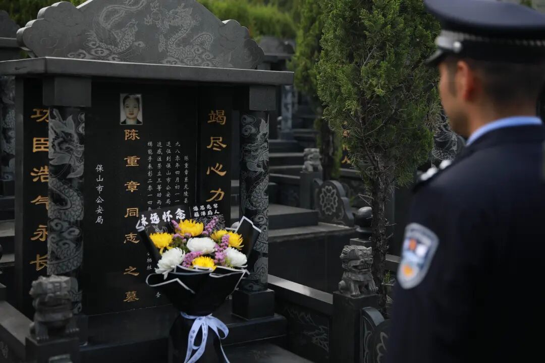 从父辈到后辈,这份禁毒使命正在接力传承 从父辈到后辈,这份禁毒使命正在接力传承