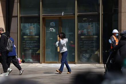 北京发布大风蓝色预警，阵风可达7至8级