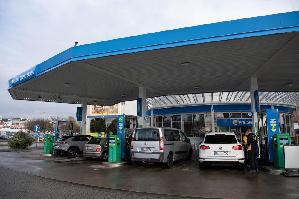 欧洲五国呼吁对能源企业征收暴利税　欧盟称正在评估