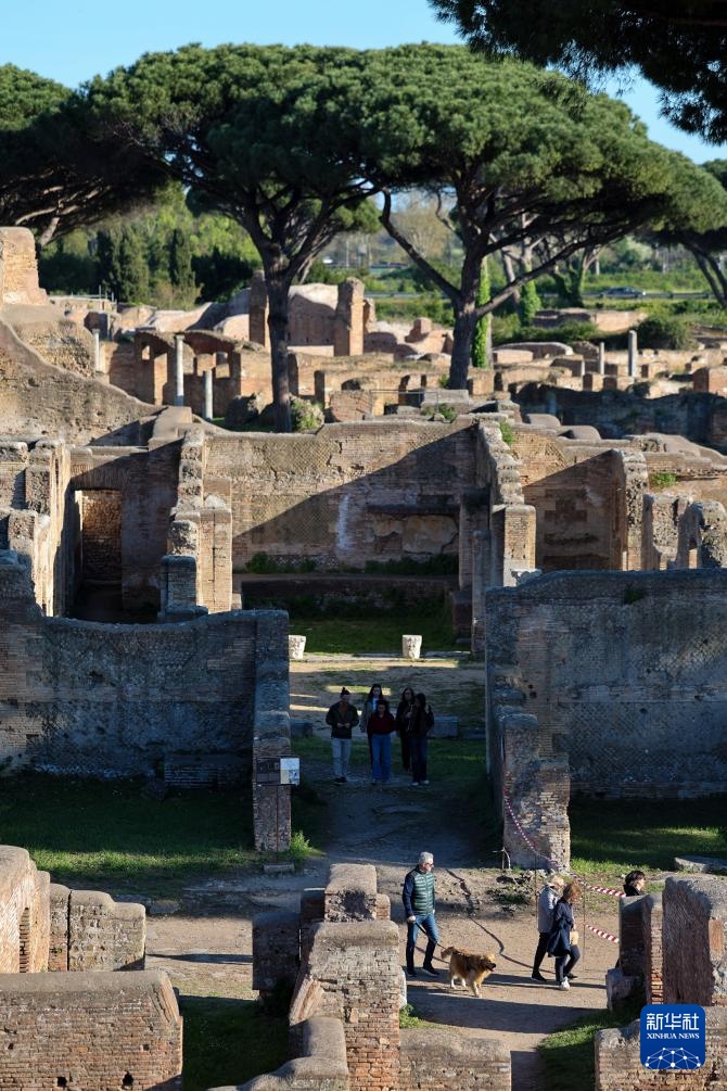 意大利：奥斯蒂亚古城遗址