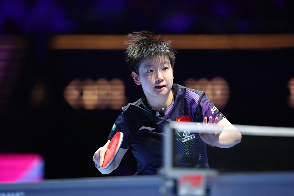 世界杯女单决赛孙颖莎战胜王曼昱，创历史实现三连冠