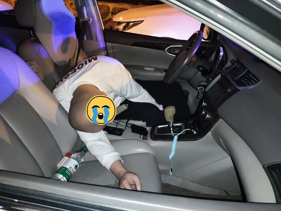 凌晨3点在路中间睡觉，司机企图甩锅被“打脸”！