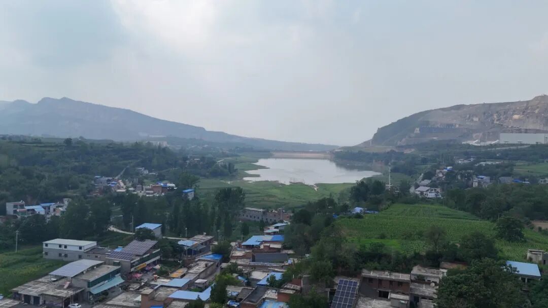 13位"陌生人"被写进家谱 13位"陌生人"被写进家谱