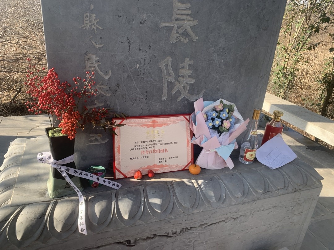 一年上了30多座坟，这届年轻人为何爱上扫墓？