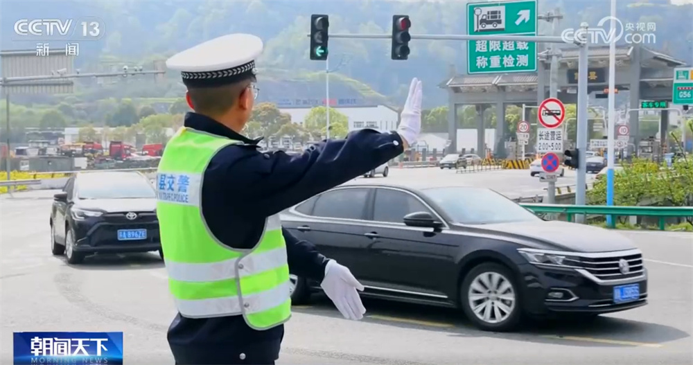 2080万人次、6100万辆!全国高速公路将迎来返程车流 铁路出行迎高峰 2080万人次、6100万辆!全国高速公路将迎来返程车流 铁路出行迎高峰