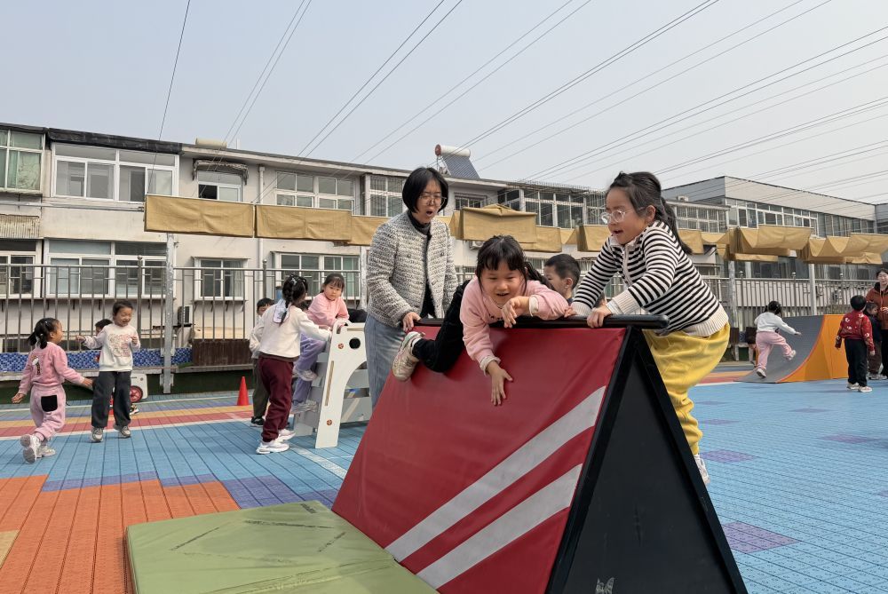 小院落里有“大体育”——一所老城区幼儿园的运动空间拓展探索