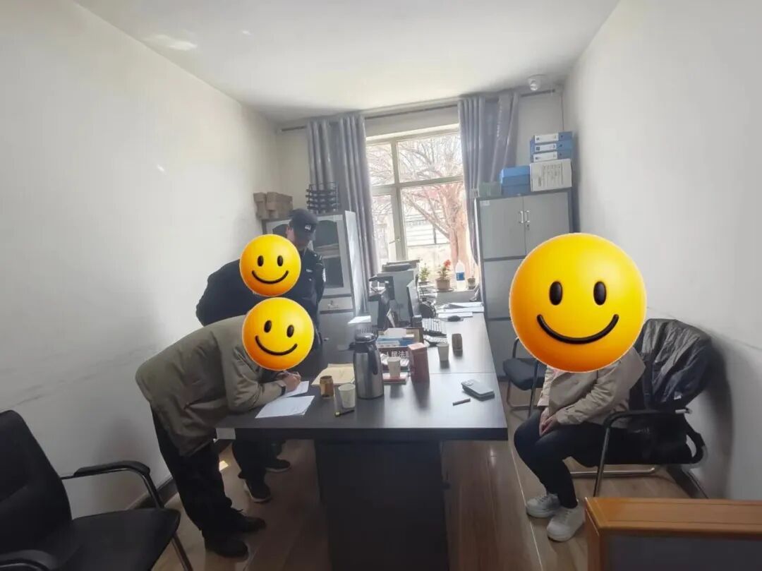 “大哥”打赏刷礼物转账4.3万表爱慕，女主播已婚拒绝见面引矛盾