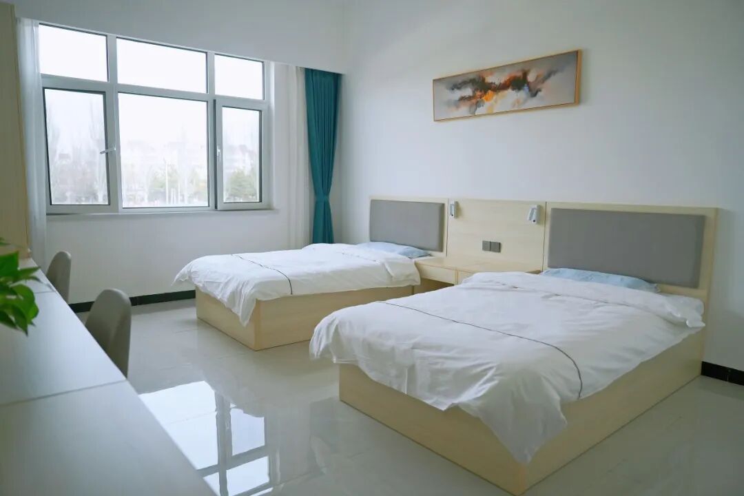 日均接待火车司机400余人次,入住全程不到10分钟! 日均接待火车司机400余人次,入住全程不到10分钟!