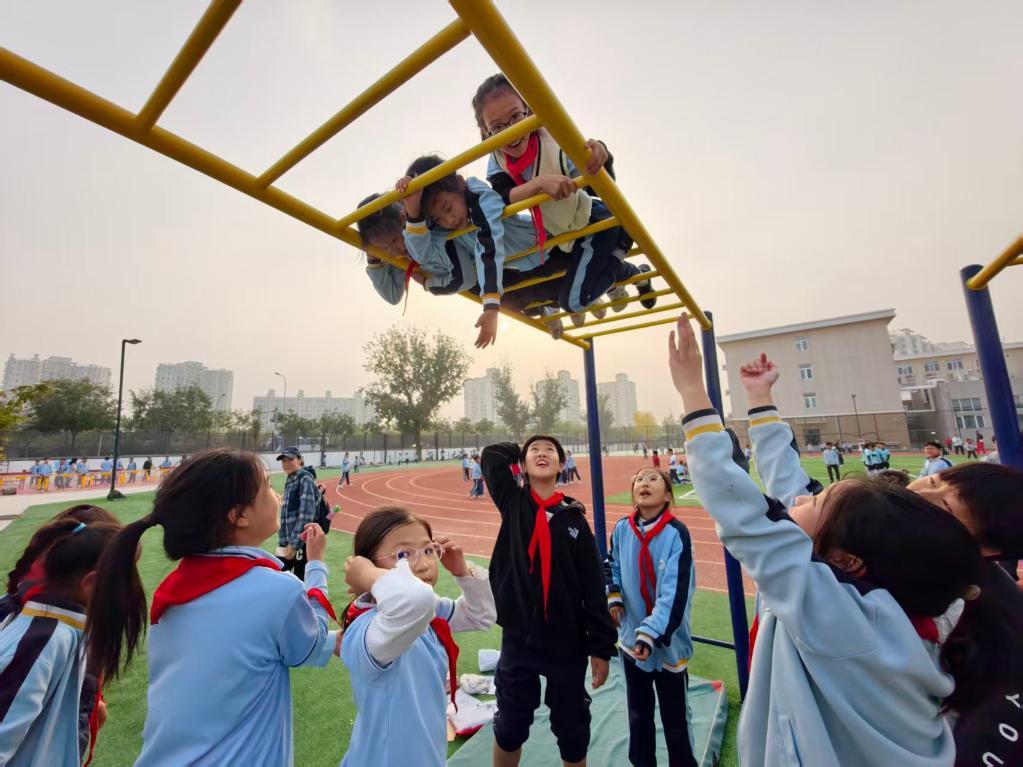 落实健康第一,刘校长做了几件小事 落实健康第一,刘校长做了几件小事