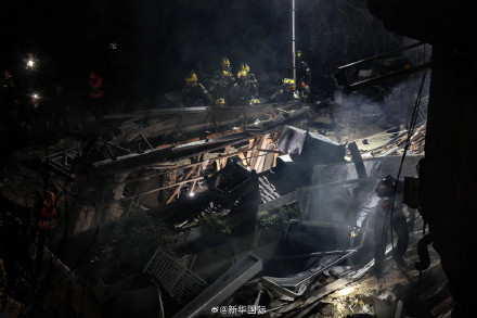 伊朗革命卫队称以色列海法已被“全面打击” 伊朗革命卫队称以色列海法已被“全面打击”