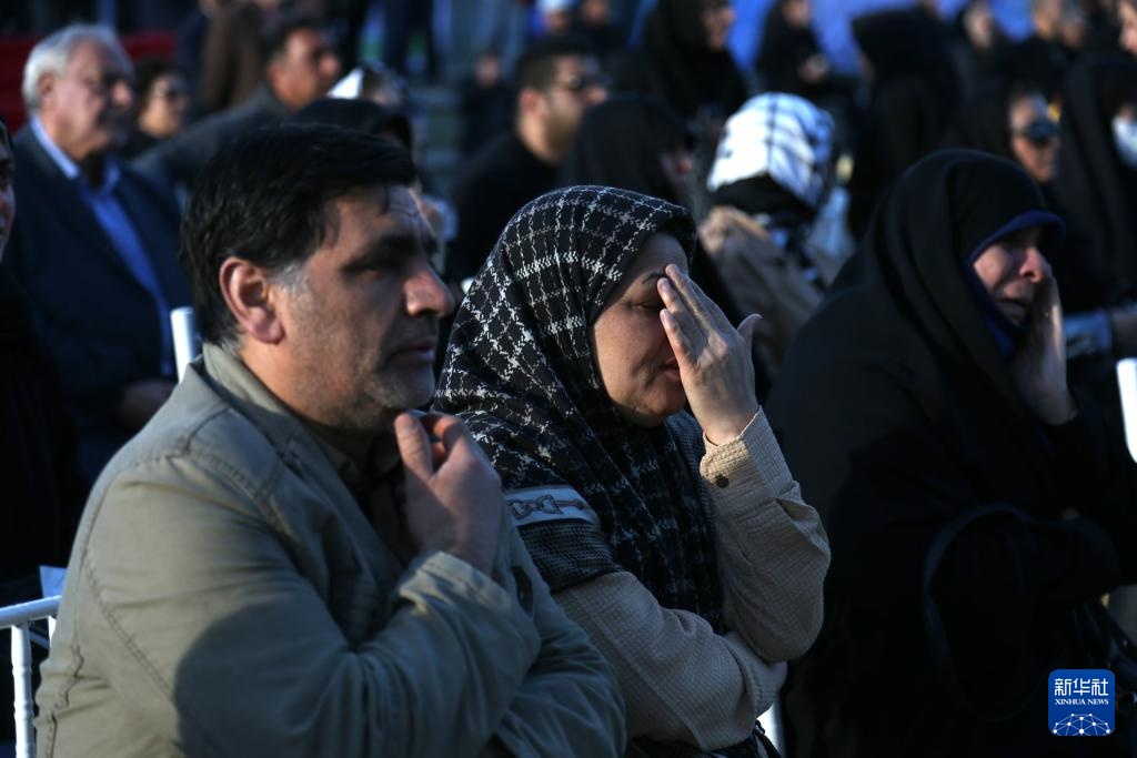 伊朗：悼念遇难小学学生 谴责美以袭击行为