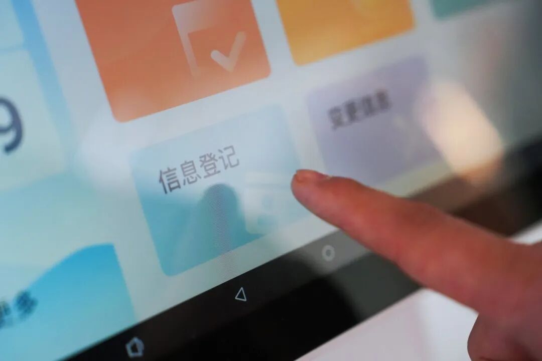 日均接待火车司机400余人次,入住全程不到10分钟! 日均接待火车司机400余人次,入住全程不到10分钟!