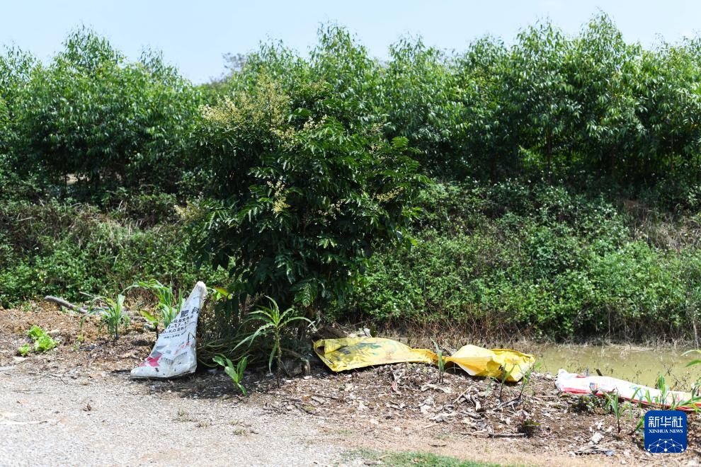 莫让农资废弃物在田间“流浪”